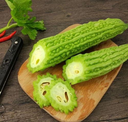 吃瓜八卦娱乐圈新疆,瓜田李下，揭秘明星幕后故事